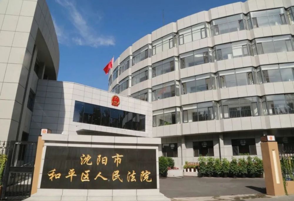 勒沃库森名宿、体育总监罗尔费斯接受采访时表示：“球队的每个人都会留下来，冬天我们不会放弃任何一名球员。